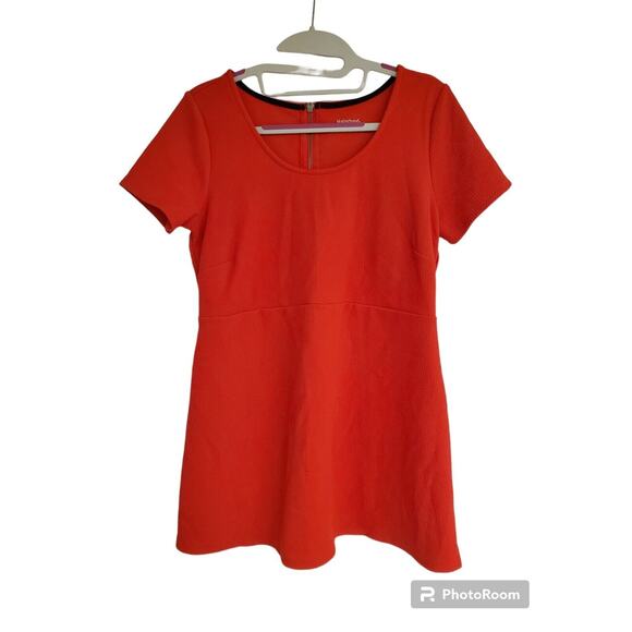 Motherhood Maternity Tops - Women's Motherhood Maternity Short Sleeve Peplum Maternity Top | Size Small